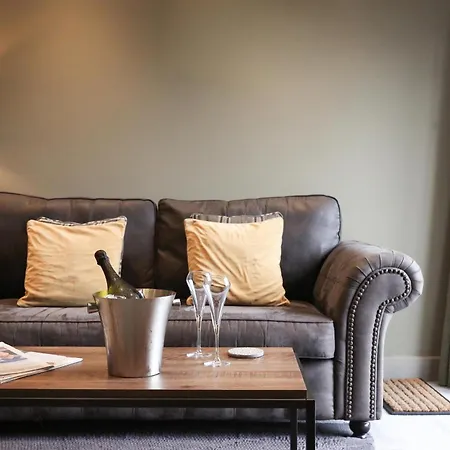The Charlton Arms-2